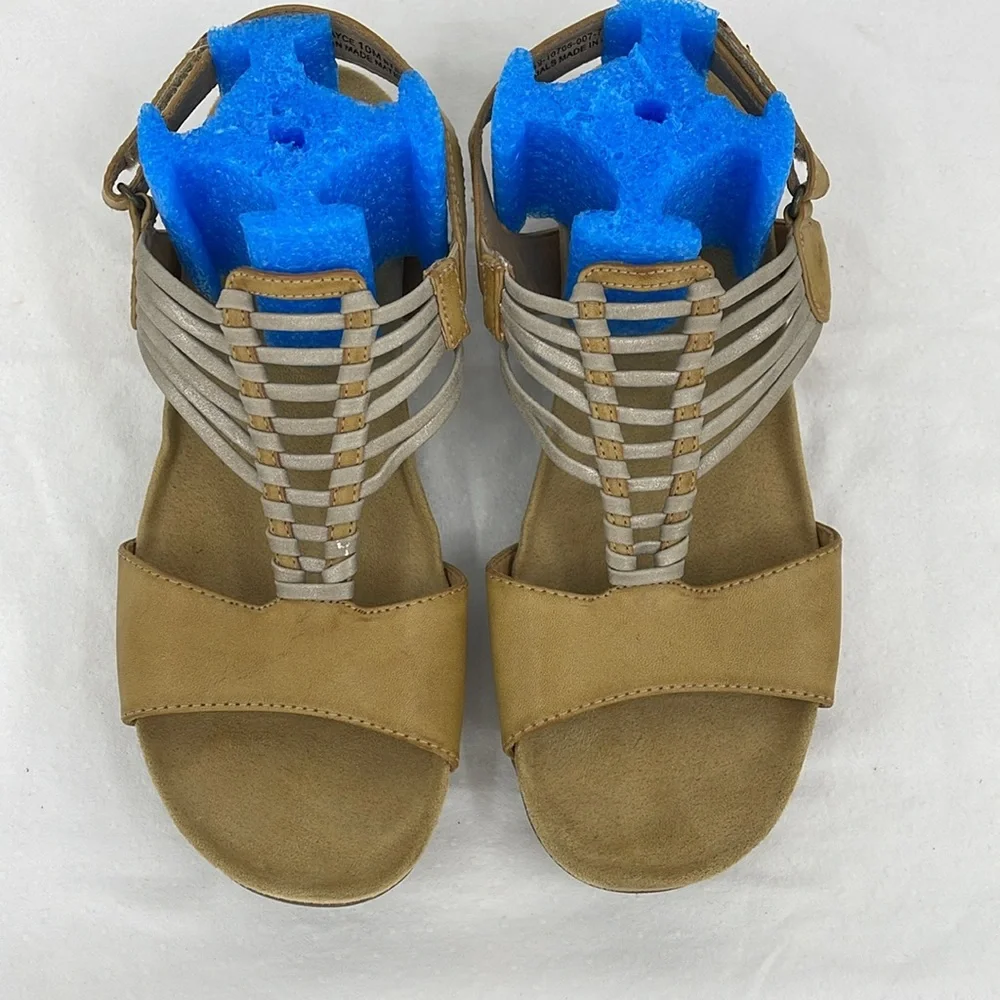 BARETRAPS JAYCE SIZE 10 WOMENS Tan Sandals